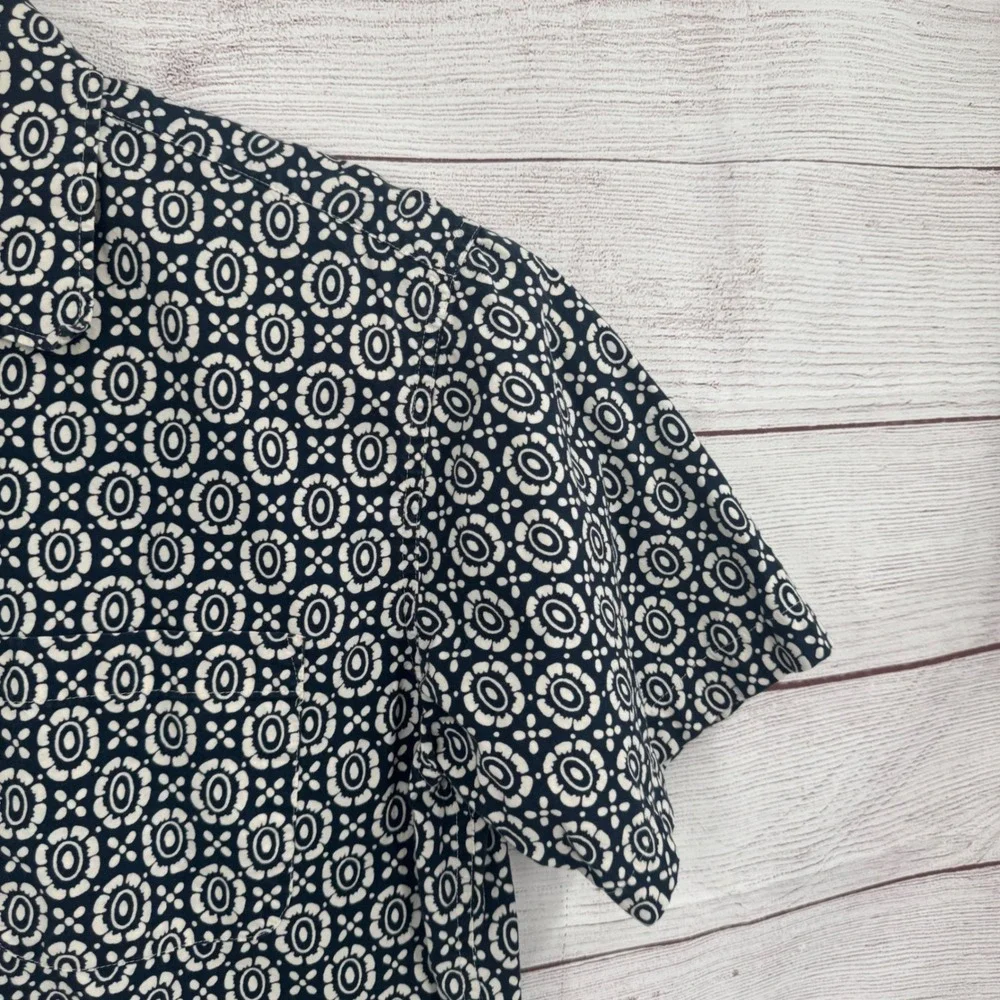 Polo Jeans Co. Ralph Lauren Shirt Medium Short Sleeve Button Up Geometric Floral